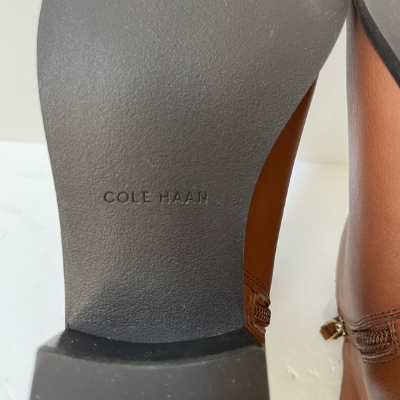 Like NEW Cole Hann Addie Zippered Booties Size 8.5 - Picture 13 of 14